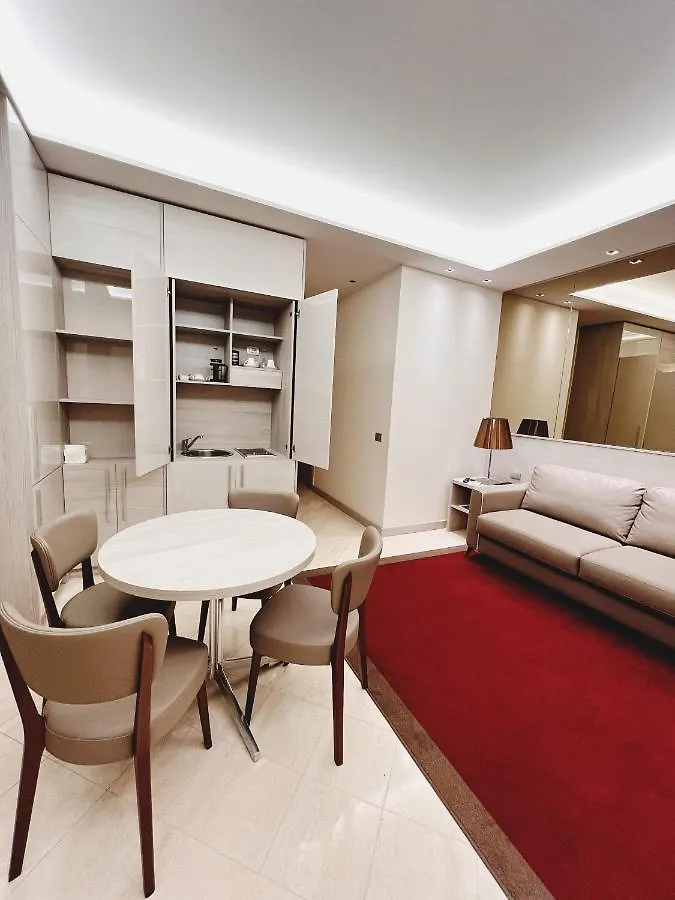 Harry'S Bar Trevi Luxury Apartments - Mignanelli Roma 0*,  Itália
